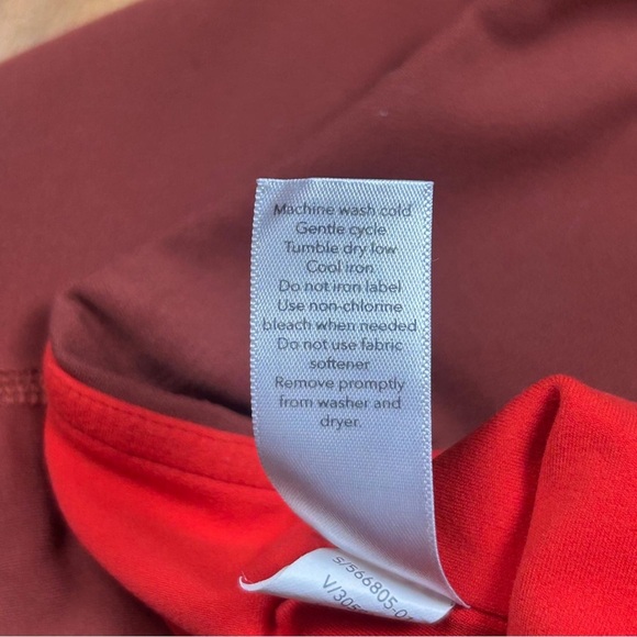 Athleta It's A Wrap 7/8 Tight Warm Orange Perforated High Rise Leggings SZ L - Picture 8 of 12